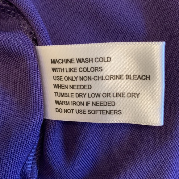 Lady Hagen - Ladies golf tee, short sleeve, purple with green collar trim - Picture 4 of 4